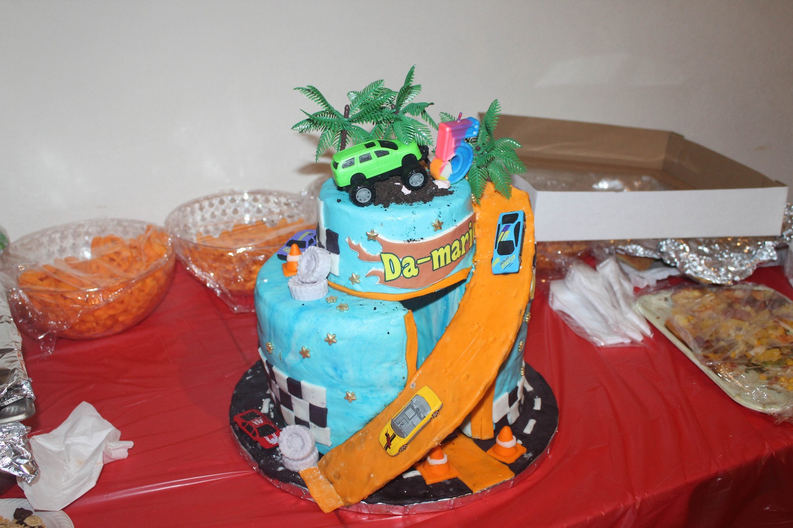 Spectacular car-themed celebration cake